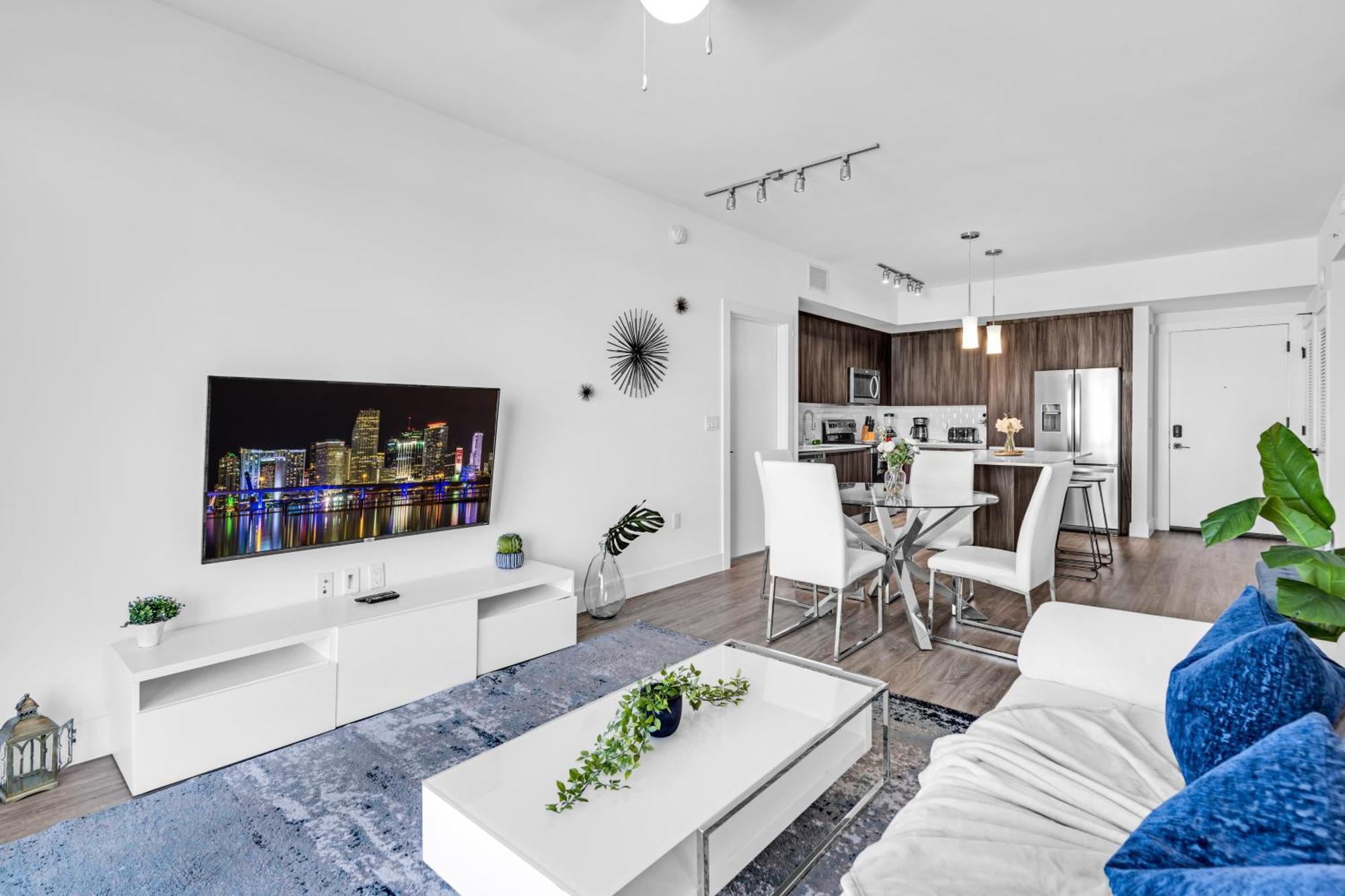 Amazing 2 Bedroom Unit In Doral Miami With Free Parking هياليه غاردنز المظهر الخارجي الصورة