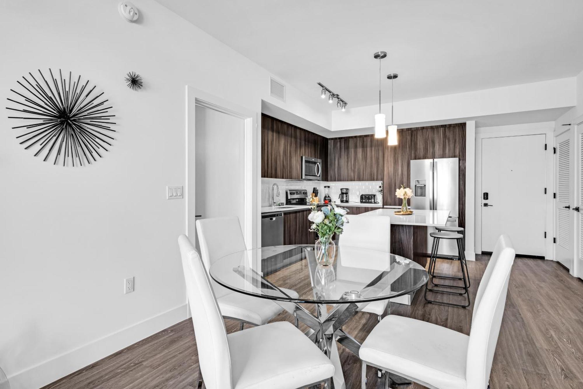 Amazing 2 Bedroom Unit In Doral Miami With Free Parking هياليه غاردنز المظهر الخارجي الصورة